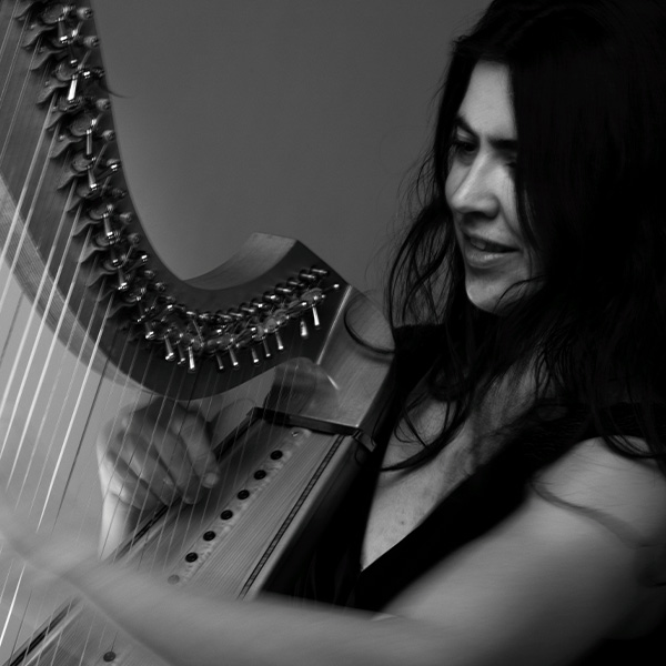 Sophie Mosser, harpe et chanson